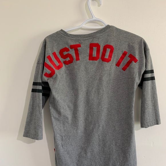 Nike Just Do It T-shirt - Picture 2 of 2
